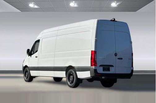 2026 Mercedes-Benz Sprinter 2500 High Roof