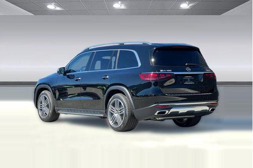 2026 Mercedes-Benz GLS 450 4MATIC