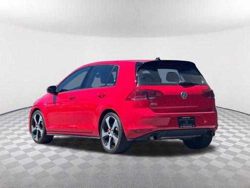 2017 Volkswagen Golf GTI 2.0T S 4-Door