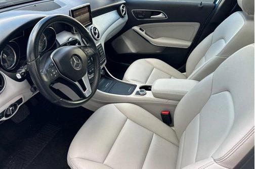 2015 Mercedes-Benz GLA-Class 4MATIC