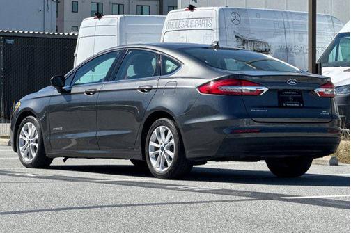 2019 Ford Fusion Hybrid SE