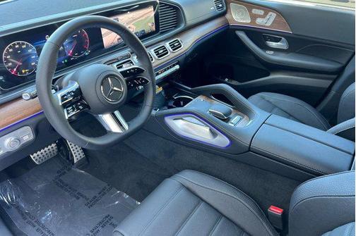 2026 Mercedes-Benz GLS 450 4MATIC