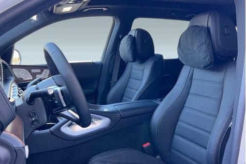 2026 Mercedes-Benz GLS 450 4MATIC