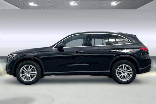 2026 Mercedes-Benz GLC 300 Base