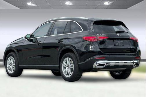 2026 Mercedes-Benz GLC 300 Base