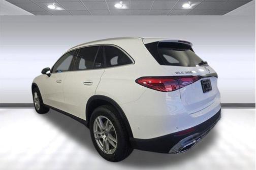 2025 Mercedes-Benz GLC 300 Base