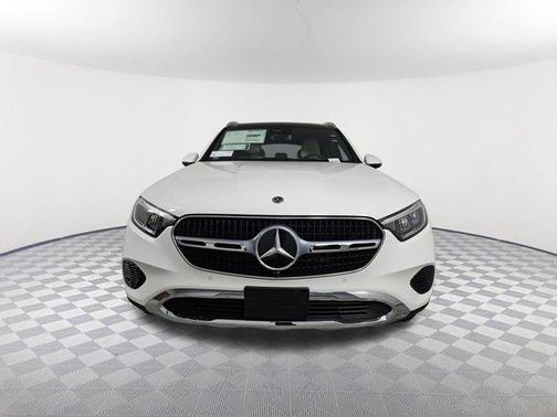 2025 Mercedes-Benz GLC 300 Base