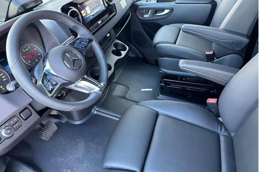 2026 Mercedes-Benz Sprinter 2500 Standard Roof