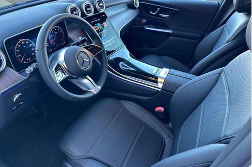 2026 Mercedes-Benz GLC 300 4MATIC