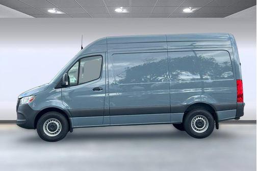 2025 Mercedes-Benz Sprinter 2500 Standard Roof