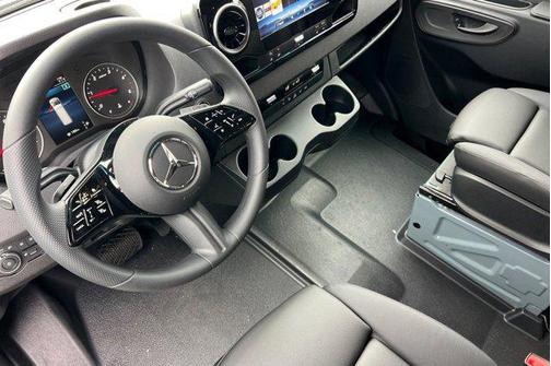 2026 Mercedes-Benz Sprinter 2500 Standard Roof