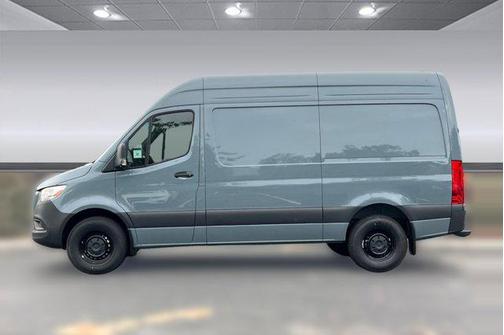 2026 Mercedes-Benz Sprinter 2500 Standard Roof