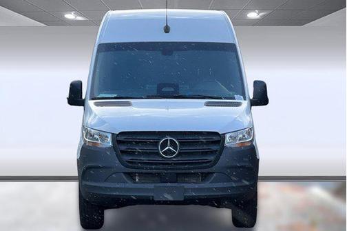 2025 Mercedes-Benz Sprinter 2500 Standard Roof