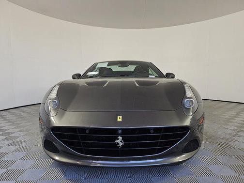 2015 Ferrari California T