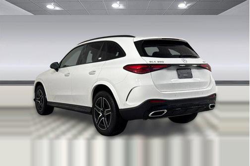 2026 Mercedes-Benz GLC 300 4MATIC