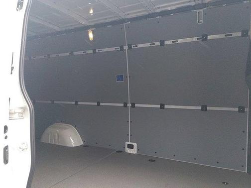 2025 Mercedes-Benz Sprinter 2500 High Roof