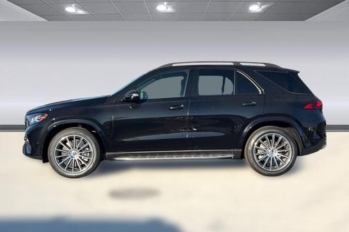 Obsidian Black Metallic 2027 Mercedes-Benz GLE 450 4MATIC