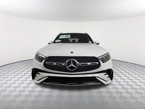 2025 Mercedes-Benz GLC 350e Base