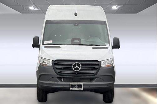 2025 Mercedes-Benz Sprinter 2500 Standard Roof