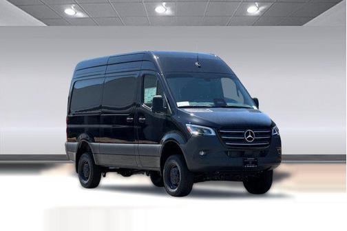 Jet Black 2026 Mercedes-Benz Sprinter 2500 Standard Roof
