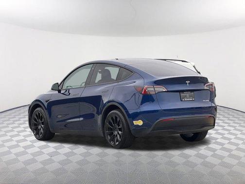 2022 Tesla Model Y Long Range Dual Motor All-Wheel Drive