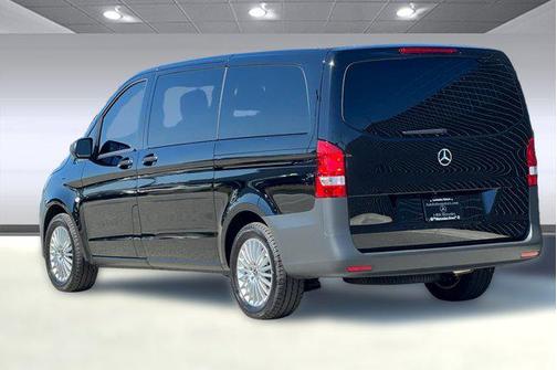 2023 Mercedes-Benz Metris Base
