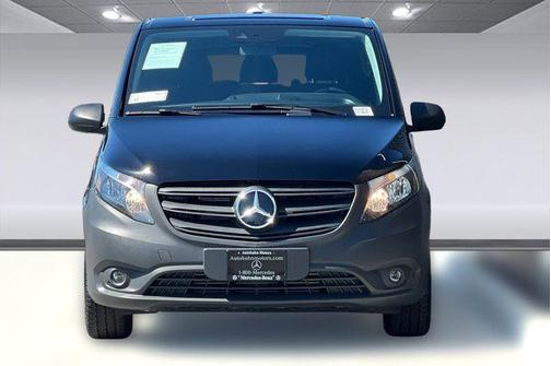2023 Mercedes-Benz Metris Base