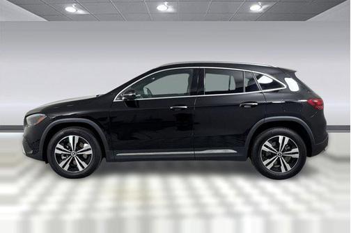 Night Black 2025 Mercedes-Benz GLA 250 4MATIC