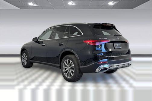 2026 Mercedes-Benz GLC 300 4MATIC