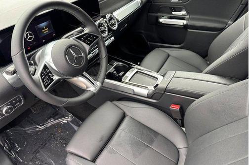 2026 Mercedes-Benz GLB 250 Base