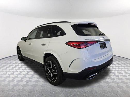 2025 Mercedes-Benz GLC 300 Base