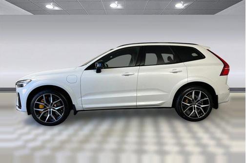 2025 Volvo XC60 Plug-In Hybrid T8 Polestar