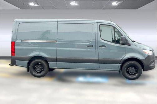 2026 Mercedes-Benz Sprinter 2500 Standard Roof