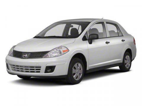 2010 Nissan Versa 1.8 S