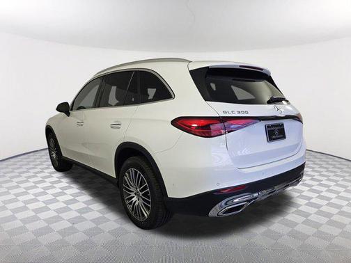 2025 Mercedes-Benz GLC 300 Base