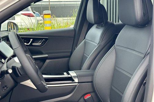 2025 Mercedes-Benz GLC 300 Base