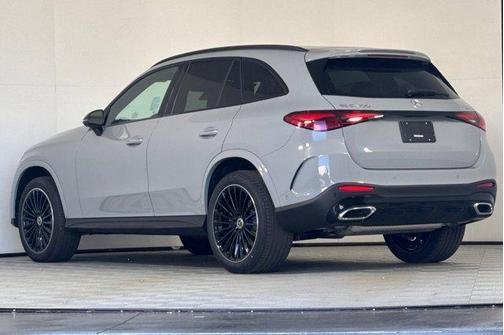 2025 Mercedes-Benz GLC 300 4MATIC