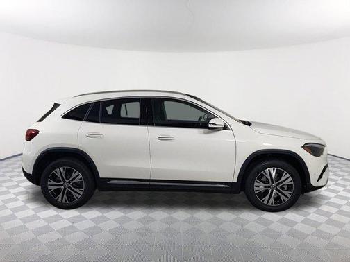 2025 Mercedes-Benz GLA 250 Base