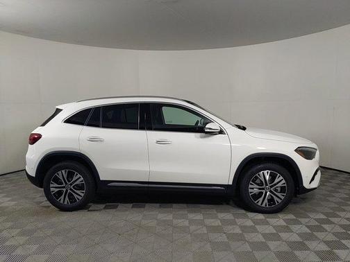 2025 Mercedes-Benz GLA 250 Base
