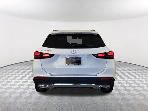 2025 Mercedes-Benz GLA 250 Base
