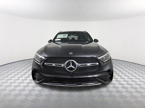 2025 Mercedes-Benz GLC 350e Base