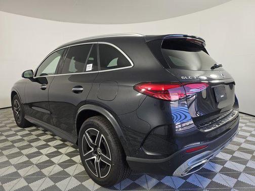 2025 Mercedes-Benz GLC 350e Base