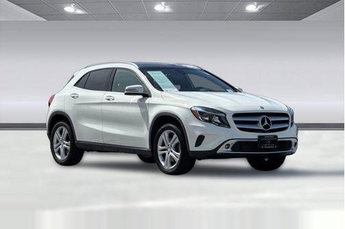 2017 Mercedes-Benz GLA 250 Base