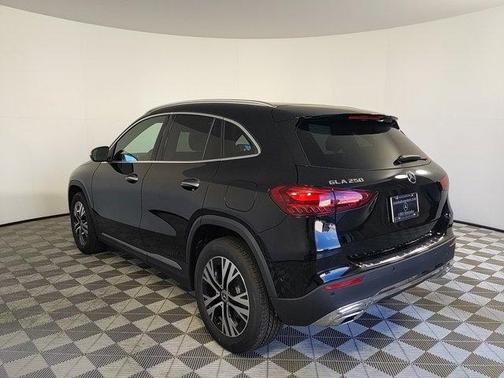 2025 Mercedes-Benz GLA 250 Base