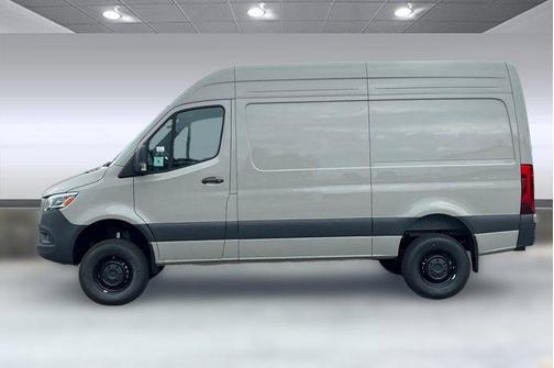 2025 Mercedes-Benz Sprinter 2500 Standard Roof