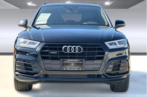 2020 Audi Q5 45 Titanium Premium