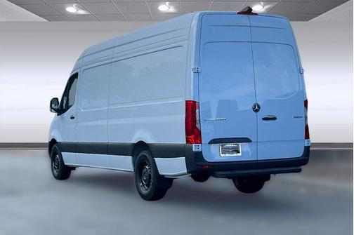 2025 Mercedes-Benz Sprinter 2500 High Roof