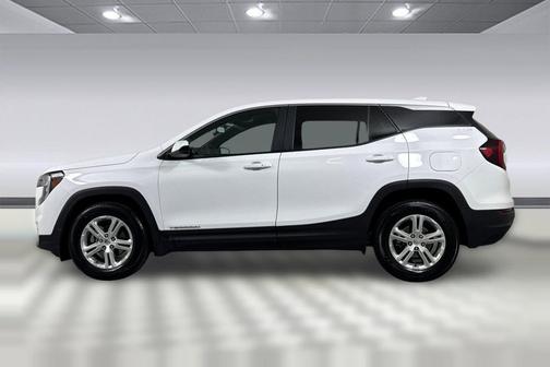Summit White 2024 GMC Terrain SLE