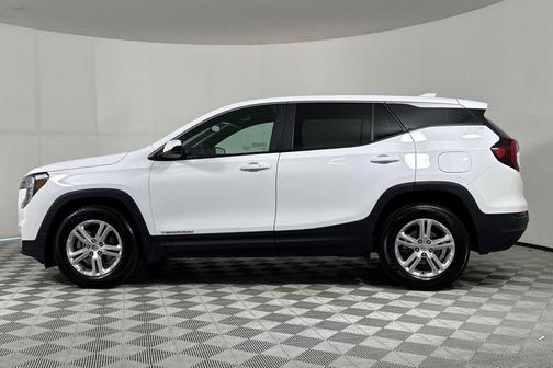Summit White 2024 GMC Terrain SLE