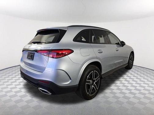 2025 Mercedes-Benz GLC 350e Base